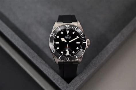 tudor pelagos pearl